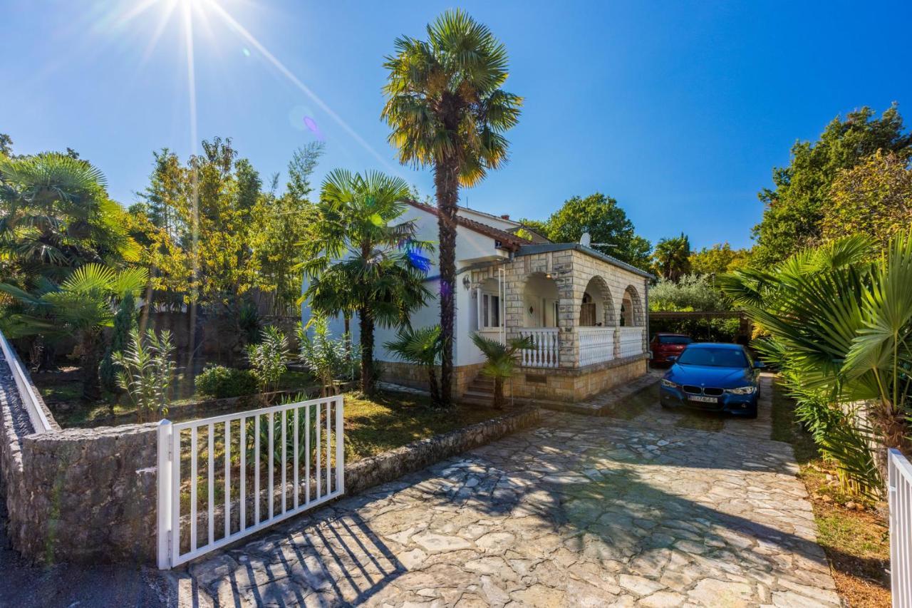 Stipancic Apartment Malinska Exterior photo
